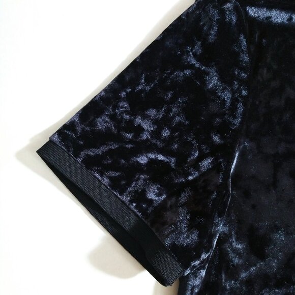 NWT A New Day Women's Blue Velvet Round Neck Short Sleeve T-Shirt XL X-Large - Picture 3 of 7